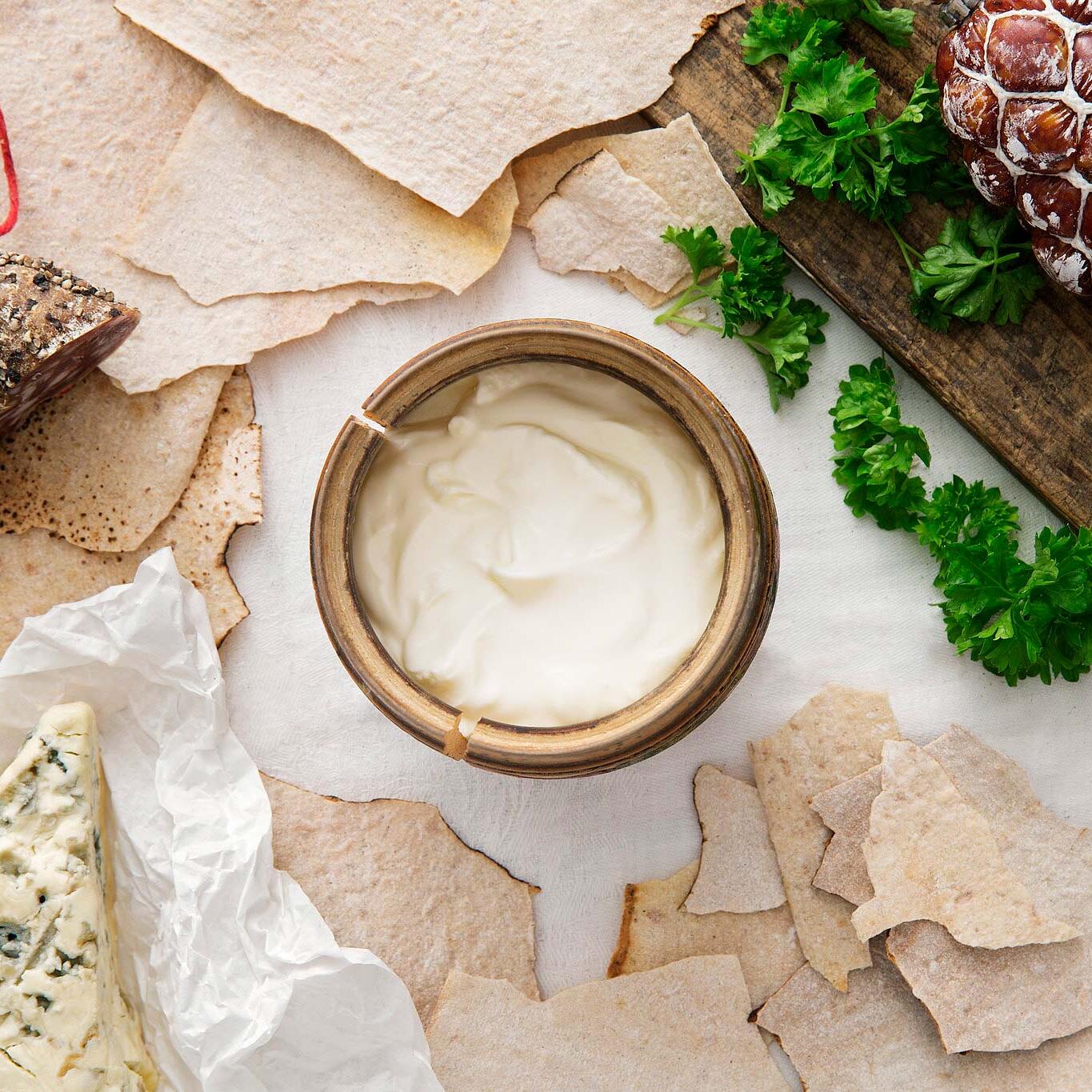 Økologisk Røros Rømme med spekemat. Foto: Geir Foden.