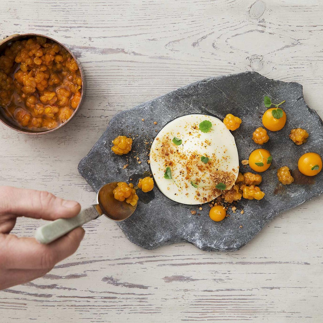 Tjukkmjølkspannacotta