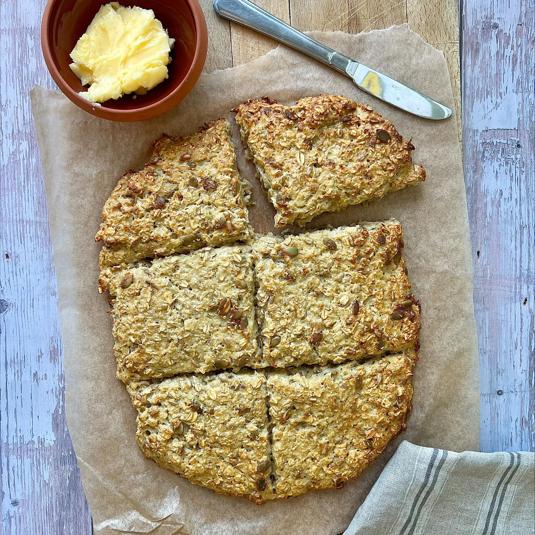 Havrescones med skjørost