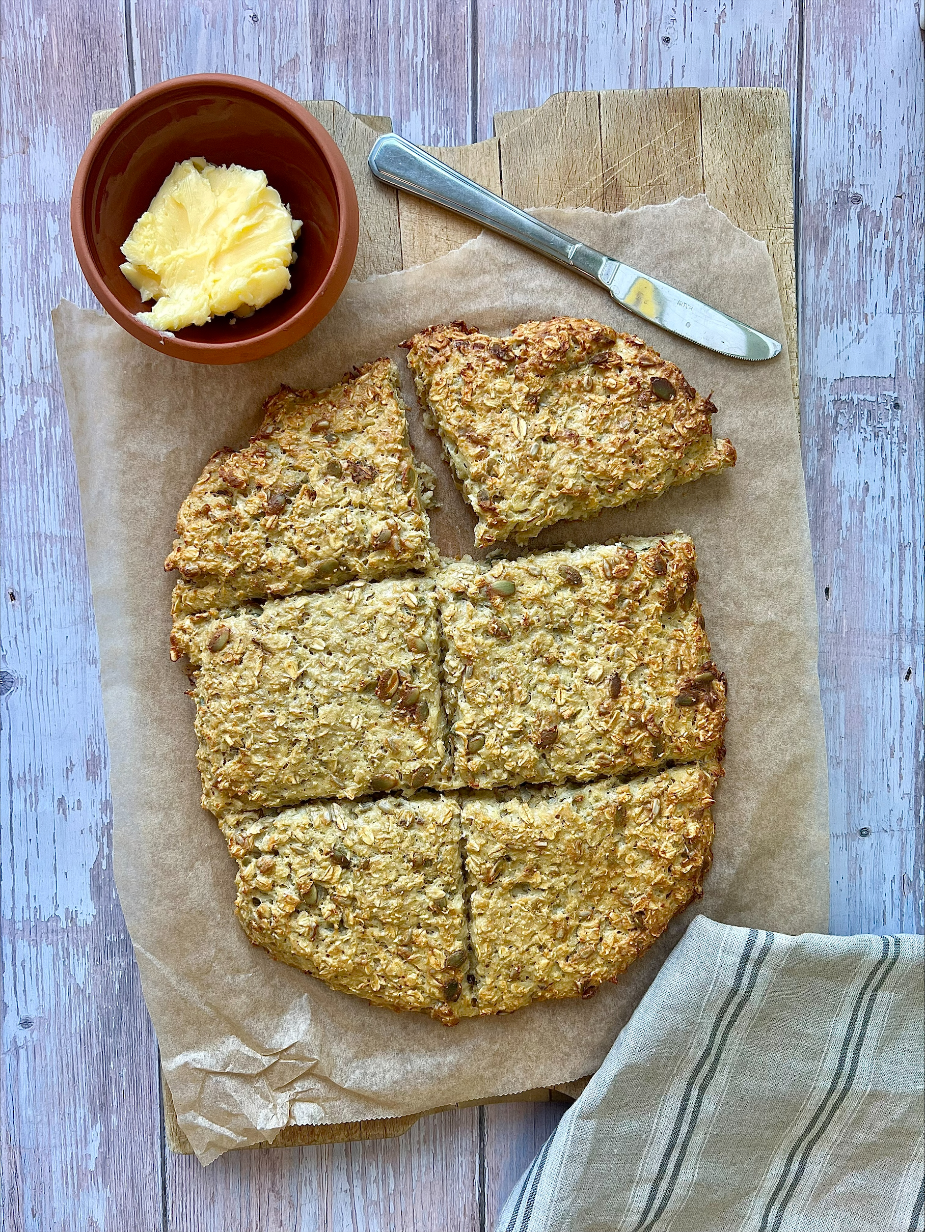 Havrescones med skjørost